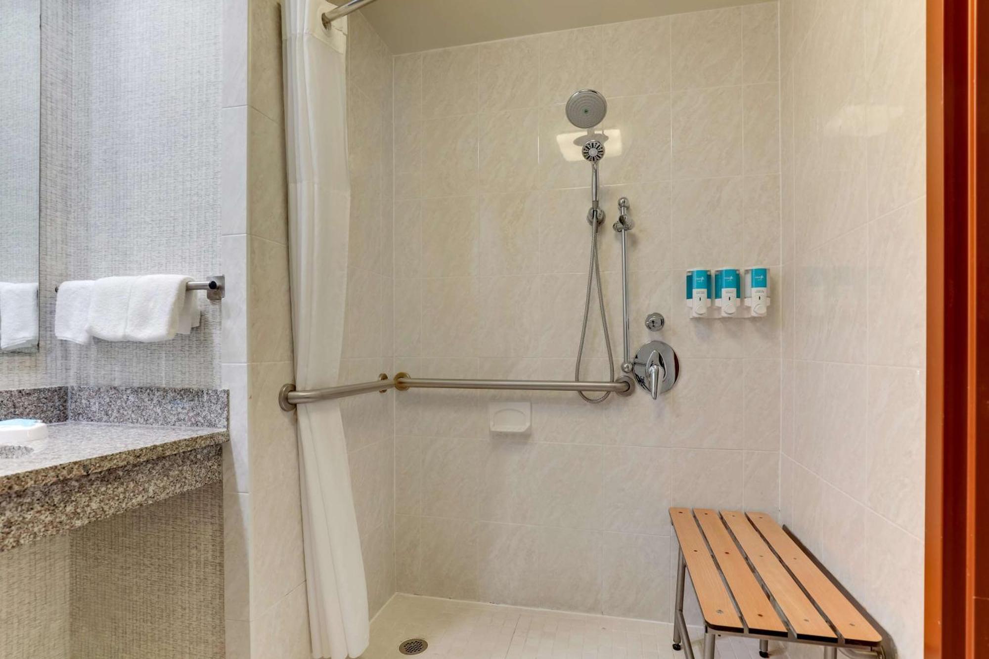 Drury Inn & Suites Montgomery Ngoại thất bức ảnh