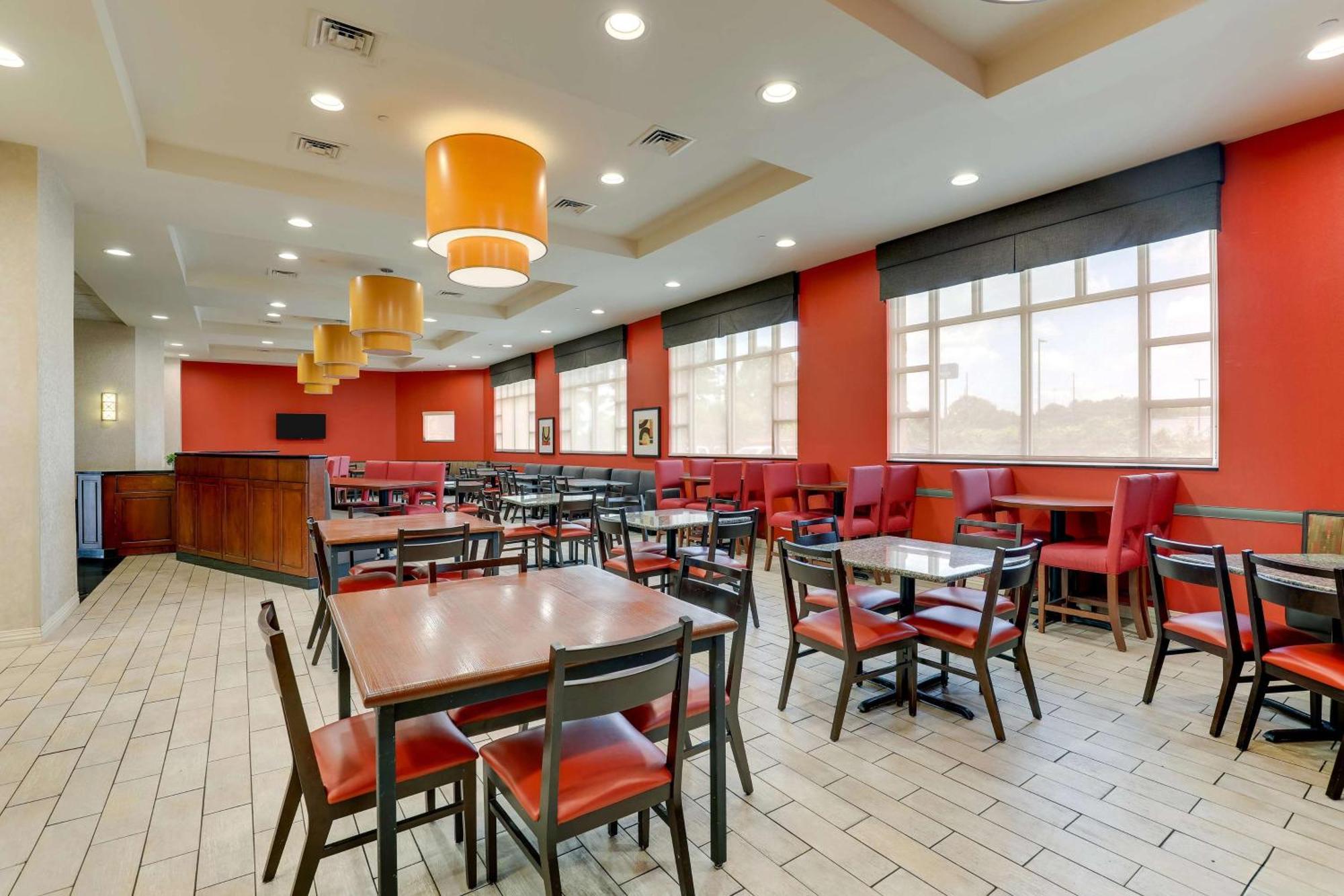Drury Inn & Suites Montgomery Ngoại thất bức ảnh