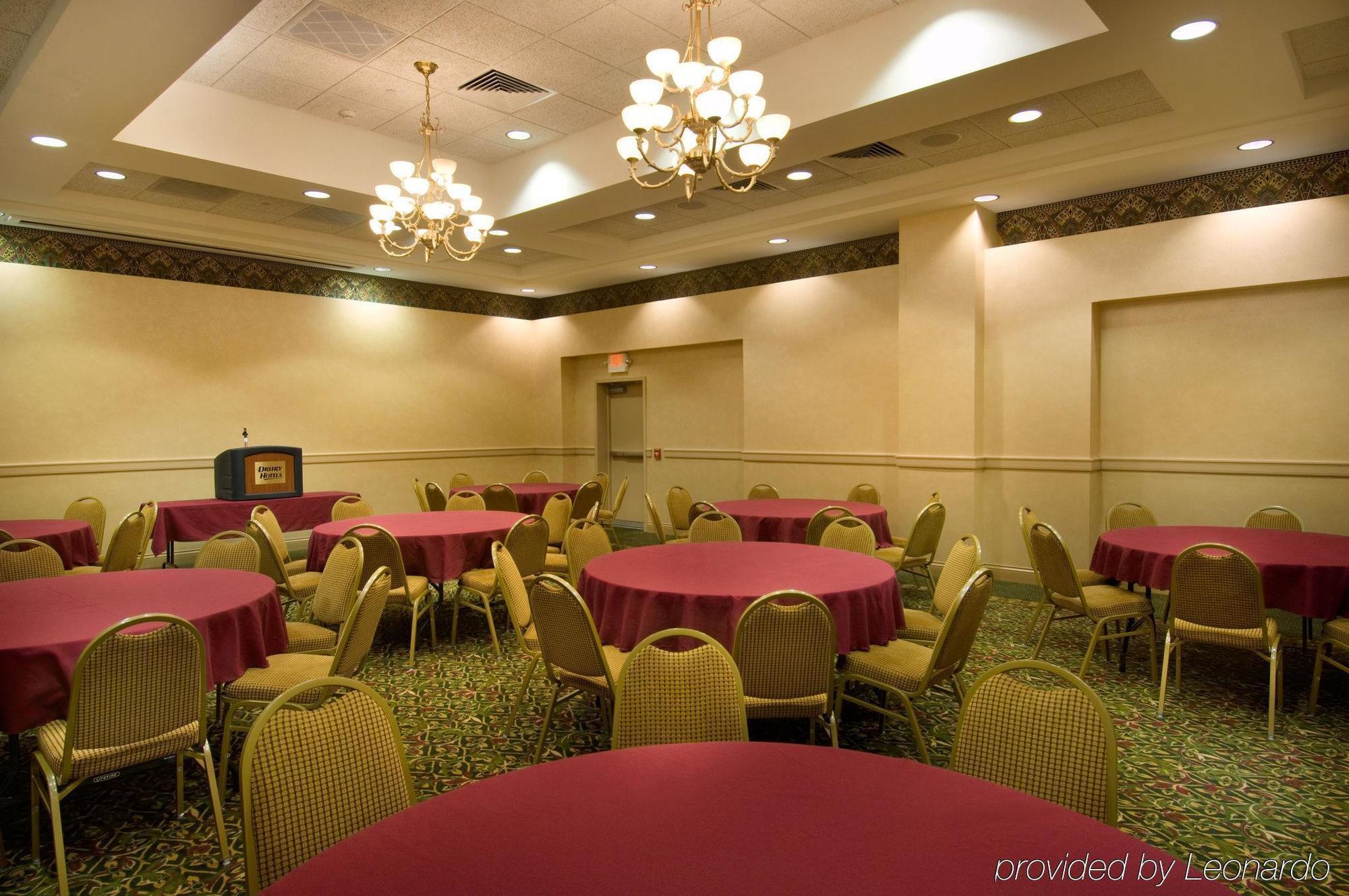 Drury Inn & Suites Montgomery Ngoại thất bức ảnh